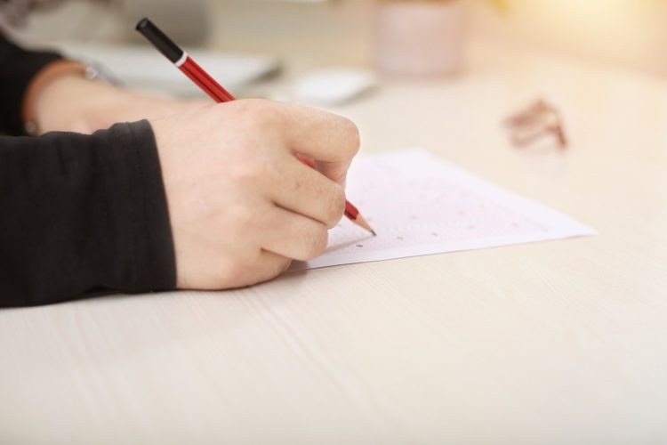 税理士試験はまだ延期される可能性がある?国税庁HPに不安な一文が…