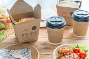 飲食料品を持ち帰り販売するための保冷剤、包装、容器等は軽減税率？