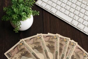 自己アフィリエイト・セルフバック報酬の所得区分と消費税の取引分類